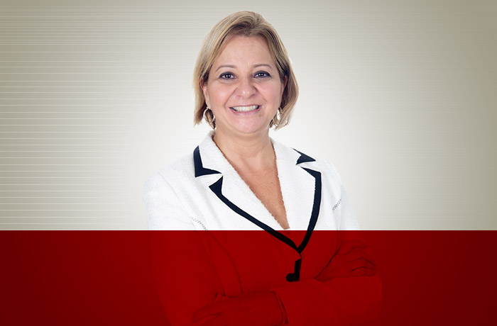 Thais Carloni
