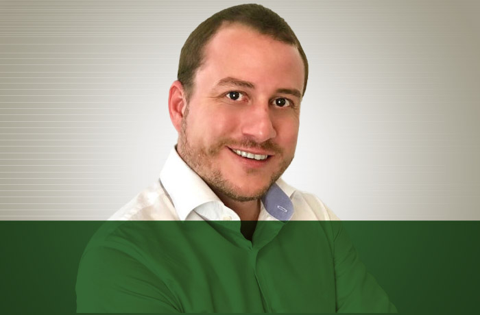 Cezar Cunha, consultor de business experience da V8.Tech